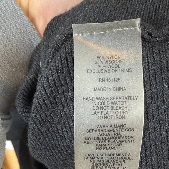 Vila Milano Black Wool Blend Long Sleeve Jeweled Sweater - Size - Large - Picture 4 of 5